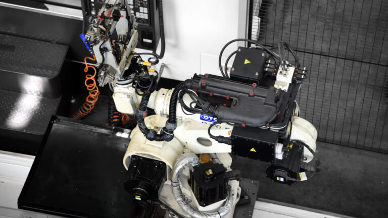 Hot-swap Robotic CNC Machining -SH Auto Parts Manufacturing