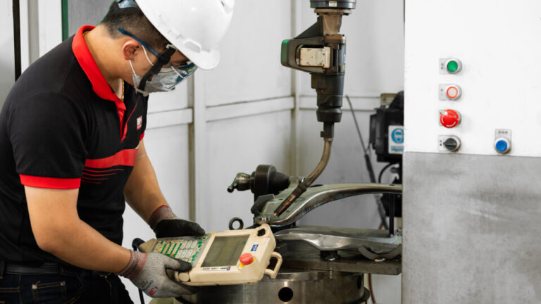 Single Pass Welding Optimizes Production -SH Auto Parts Manufacturing