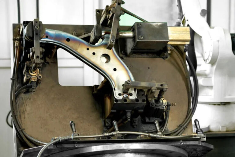 Diseño interno de herramental para suspensión | SH Auto Parts