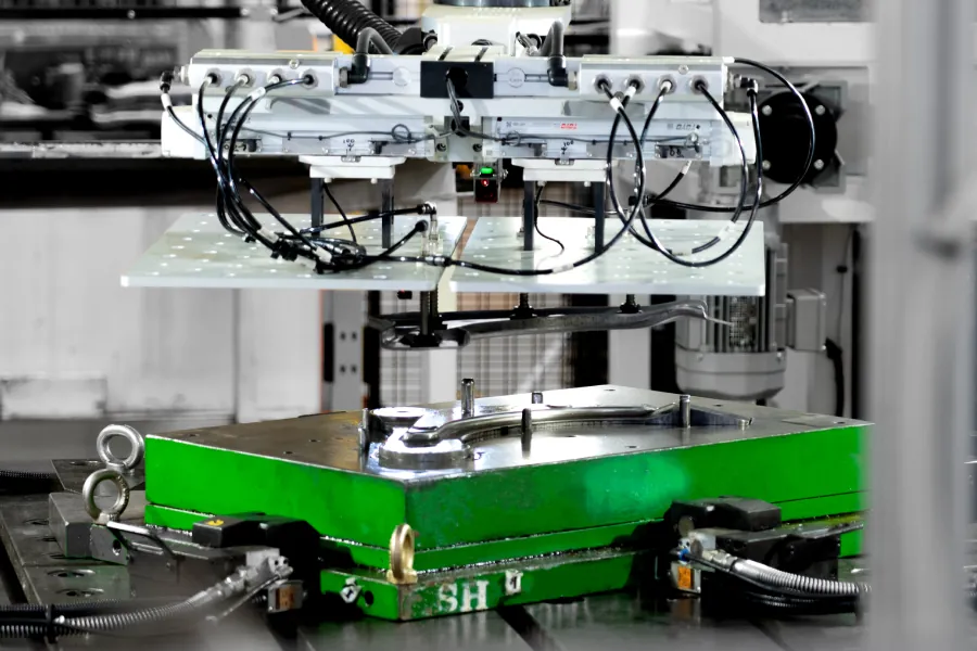 Calidad en fabricación de componentes automotrices | SH Auto Parts-5